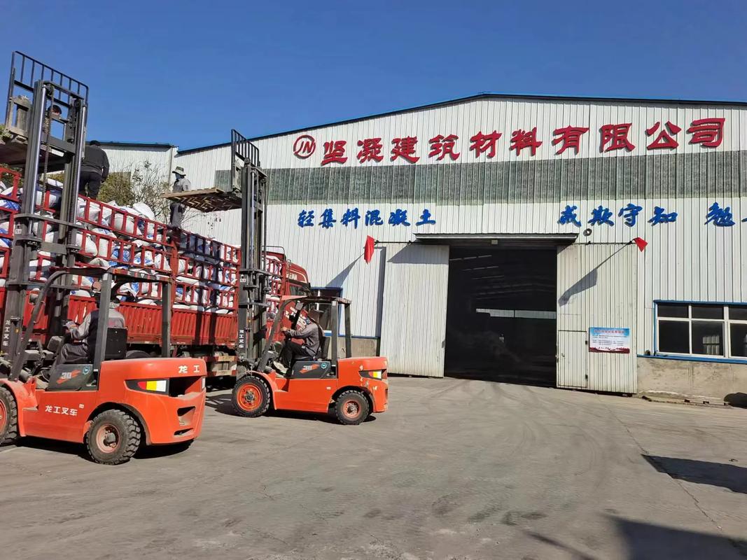 宝鸡lc5.0轻集料混凝土供应"为建筑添砖加瓦,西安坚凝建材